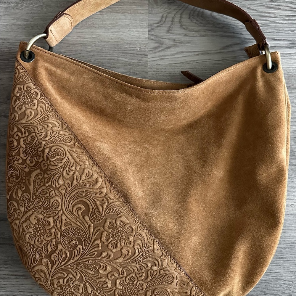 New Without Tags • Sundance Elegant Brown Embossed Leather Shoulder Bag - Picture 2 of 6